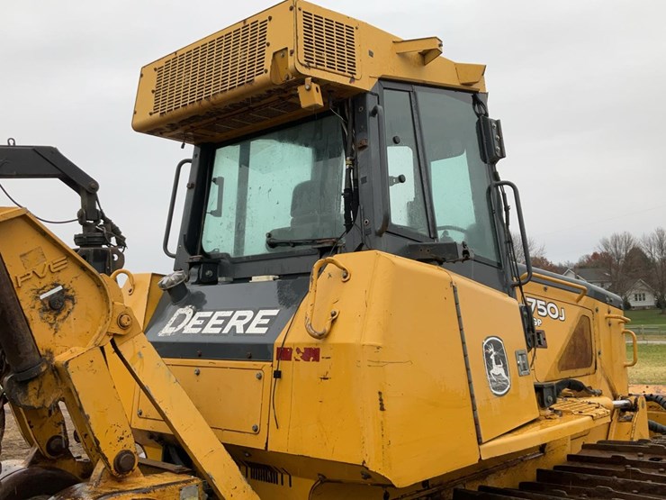 2006-deere-750j-lgp-image-35