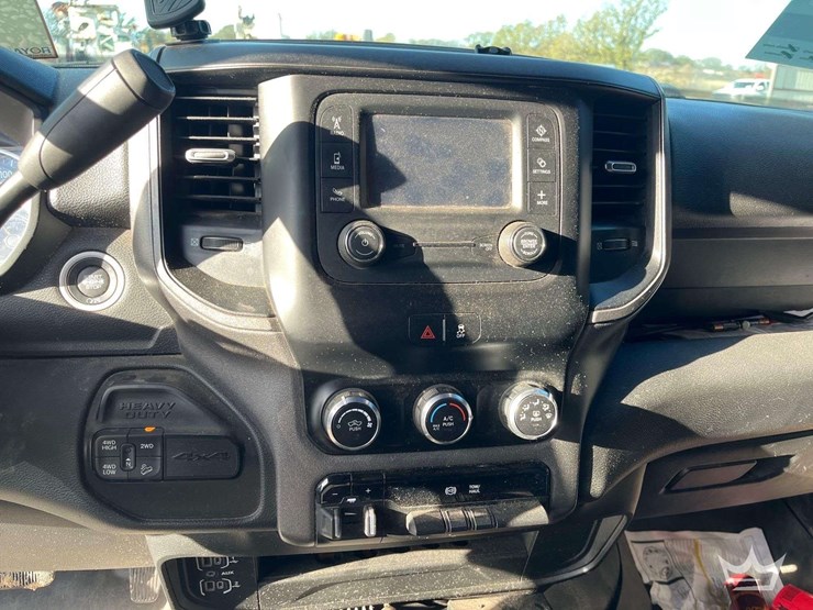 2019-ford-f250-image-16