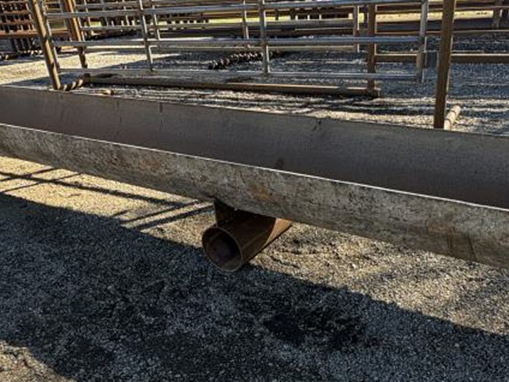 #37-•-20'-feed-bunk-image-2