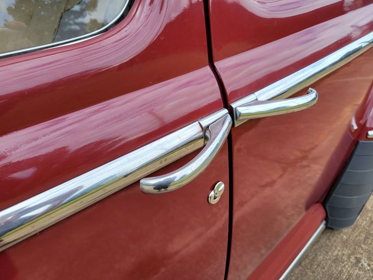 1948-ford-sedan-image-29