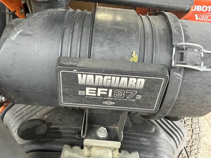 #2701-•-scag-v-ride-lawn-mower-(fall-creek,-wi)-image-18