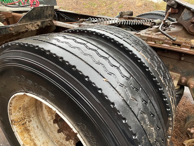 2003-caterpillar-c15-image-18