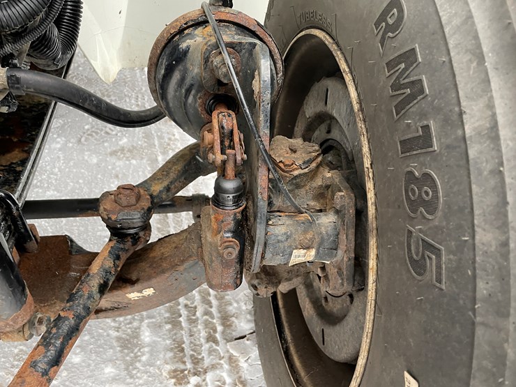 #236-•-2015-international-bucket-truck-(has-wi-title)(mosinee,-wi)-image-71