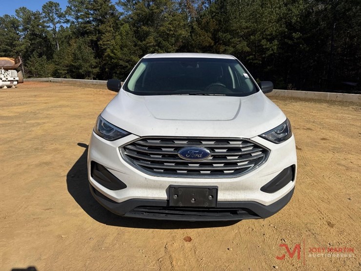 2020-ford-edge-se-image-7