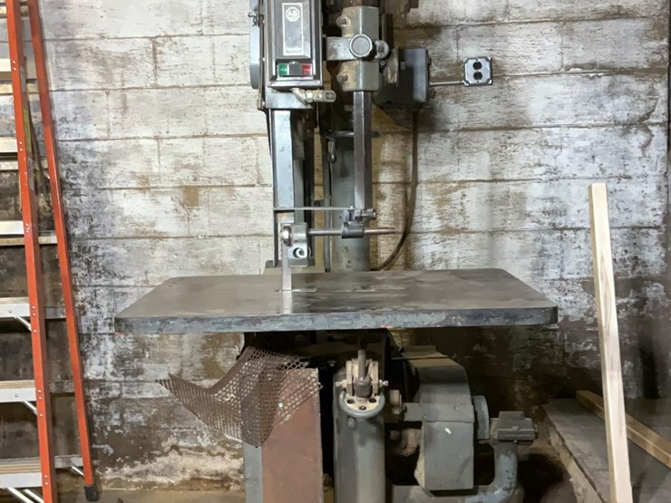 #172-•-west-side-iron-works-bandsaw-image-2