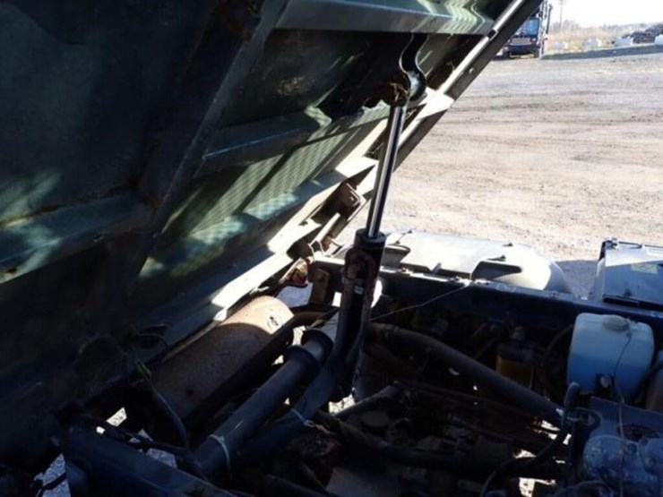 2011-kubota-rtv1100-image-43