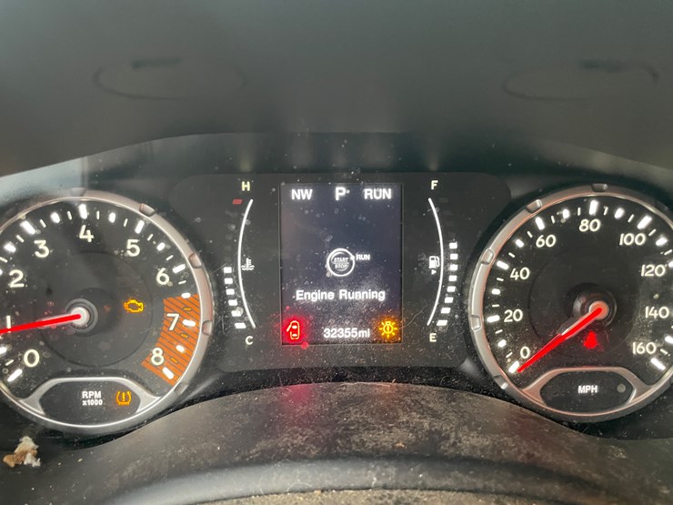 2021-jeep-renegade-image-29