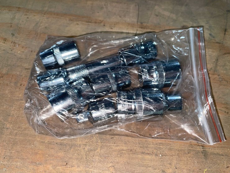 #8688-•-milwaukee-compatible-18-volt-cordless-ratchet-wrench-with-8ah-battery-in-case-(pr13)-image-6