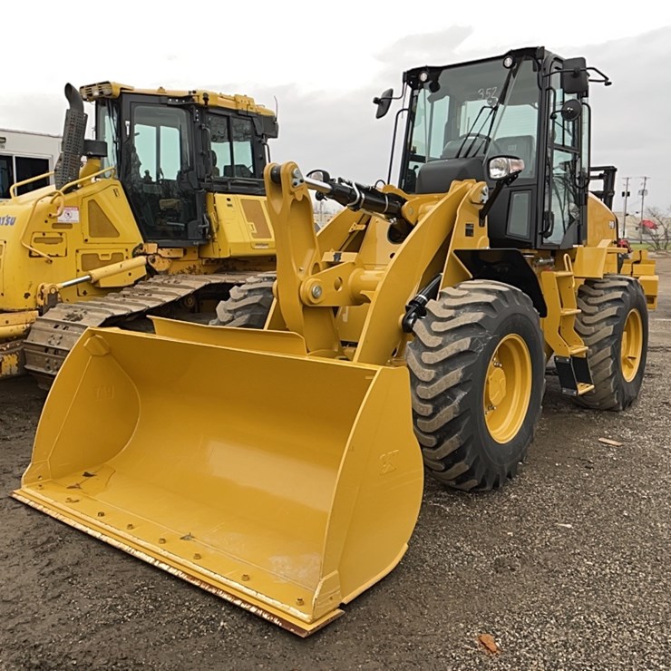 2024 CATERPILLAR 910