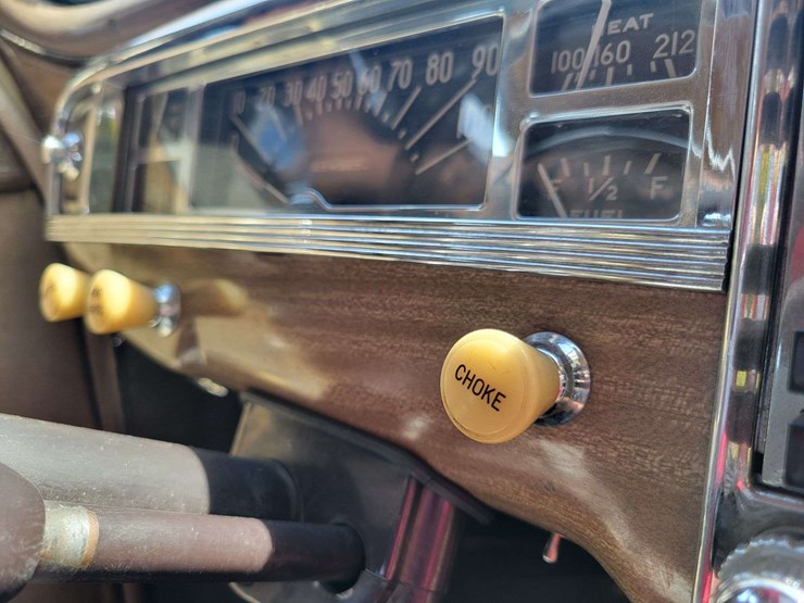 1948-plymouth-special-deluxe-image-82