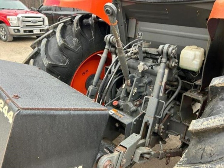 2012-kubota-m110gx-image-38