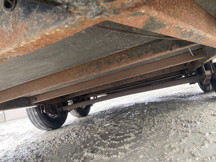 #314-•-2004-roadmaster-tandem-axle-enclosed-trailer-(helenville,-wi)-(has-wi-title)-image-7