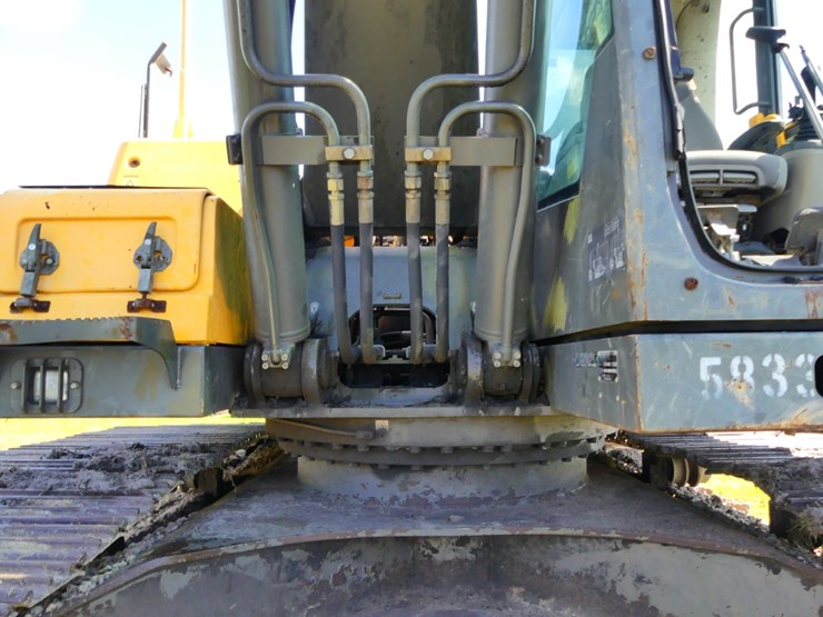 volvo-ec220dl-image-13