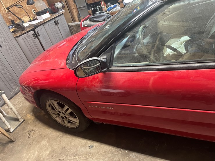 #260-•-1997-chrysler-(fall-creek,-wi)-(has-wi-title)-image-9