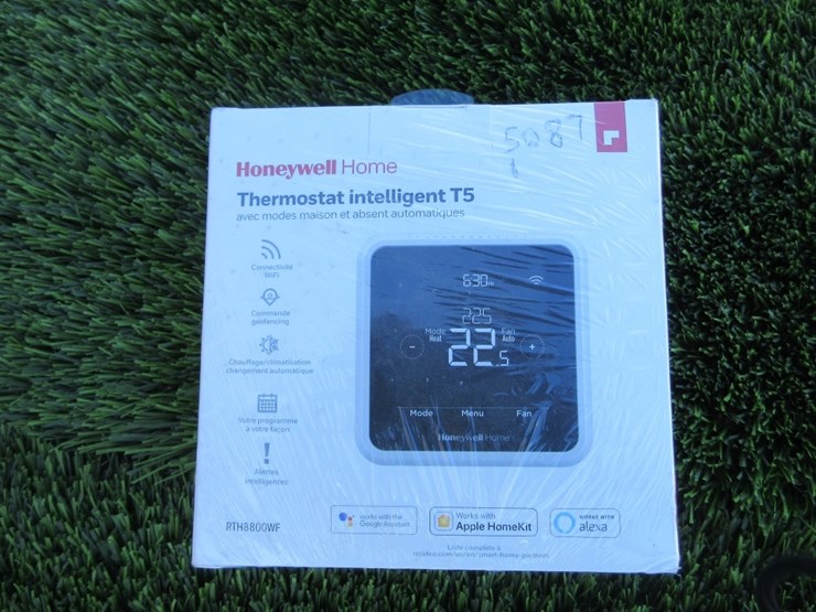 unused-honeywell-home-intelligent-thermostat-image-1