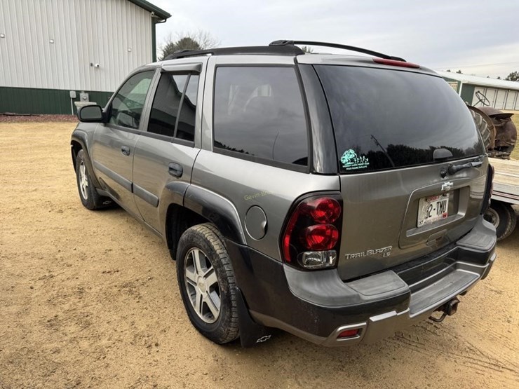 2005-chevrolet-trailblazer-image-10