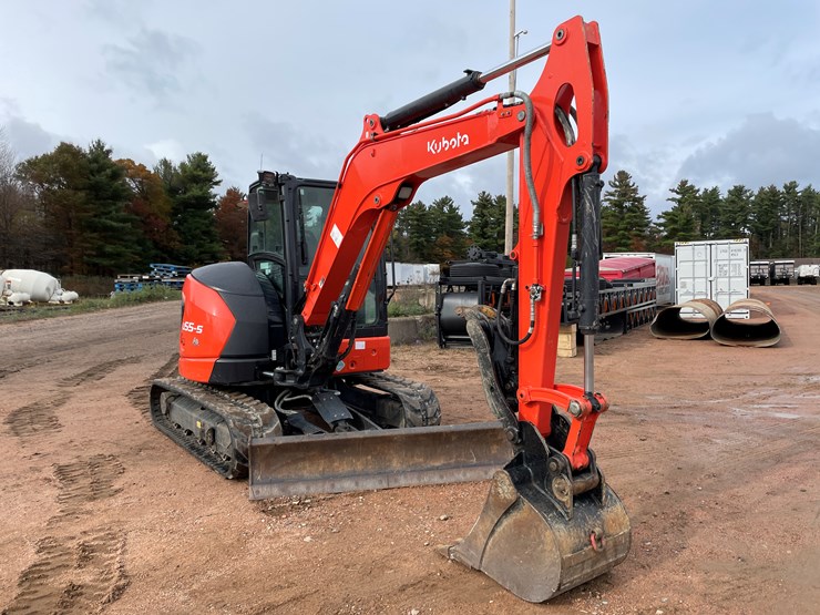 2021-kubota-u55-5-image-3