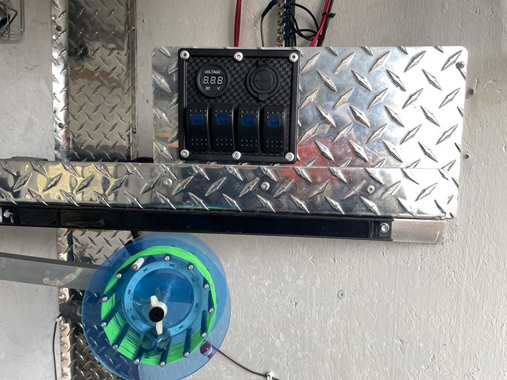 #1399-•-2018-zero-4-outdoors-6'-x-10'-all-aluminum-drop-down-ice-shanty-(of)-image-28