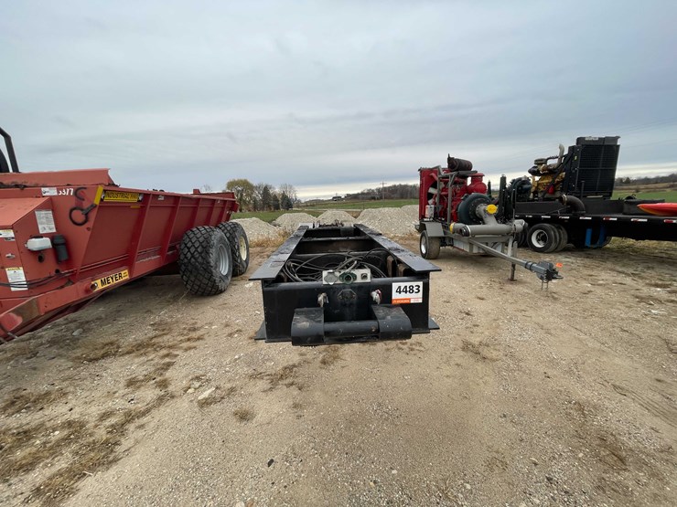 #1320-•-2002-trailer-frame-(has-wi-title)-(new-hostein,-wi)-image-11