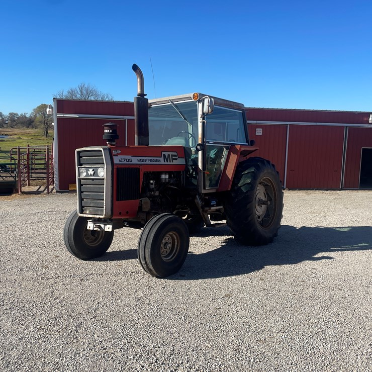 MASSEY-FERGUSON 2705