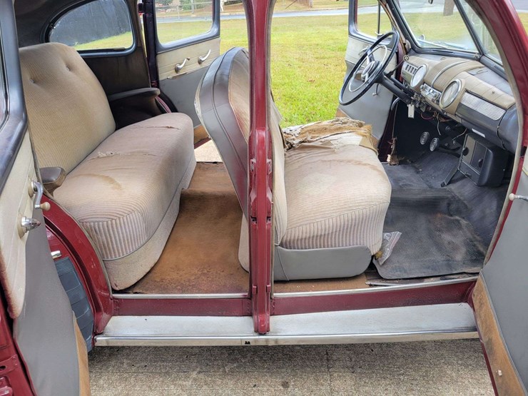 1948-ford-sedan-image-42