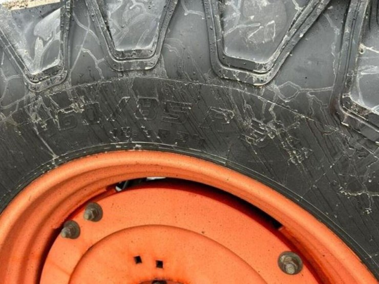 2012-kubota-m110gx-image-53