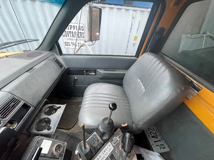 2001-gmc-topkick-image-47