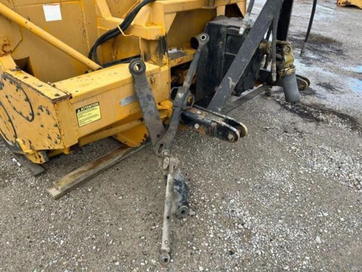 2008-new-holland-tv145-image-61