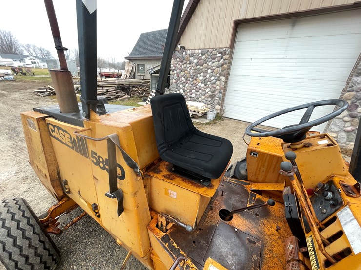 #452-•-case-585d-construction-king-forklift-(appleton,-wi)-image-70