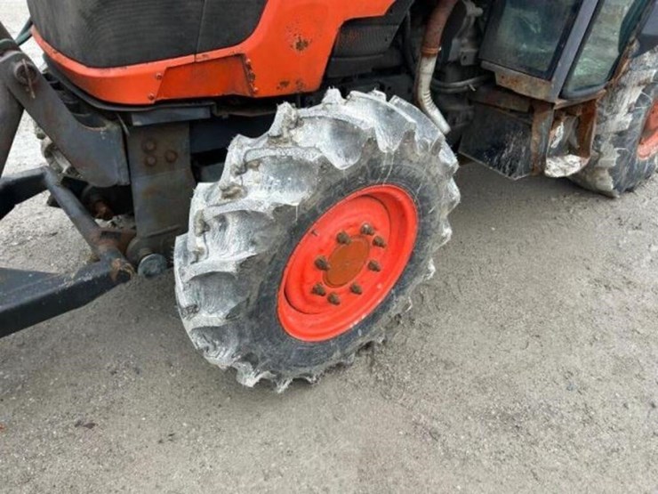 2008-kubota-m7040d-image-51