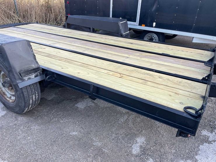 #1394-•-17'-tilt-deck-(no-title)-(of)-image-19