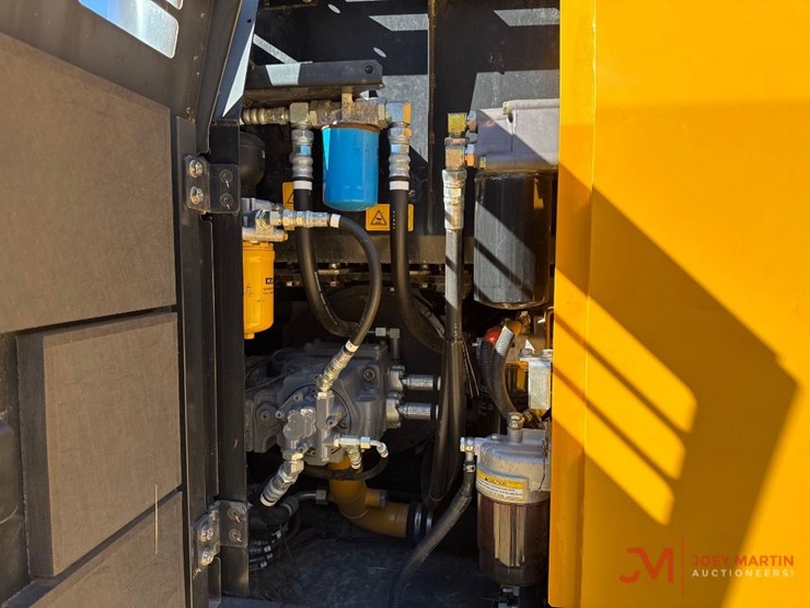 2020-kato-hd514mr-image-7