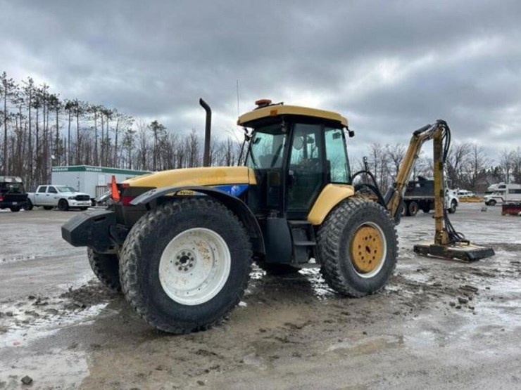 2008-new-holland-tv145-image-1