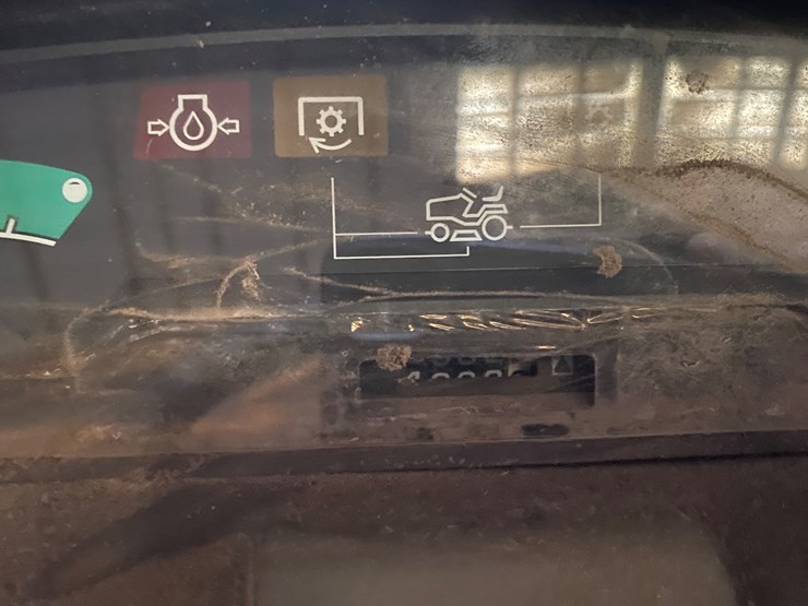 john-deere-425-image-5