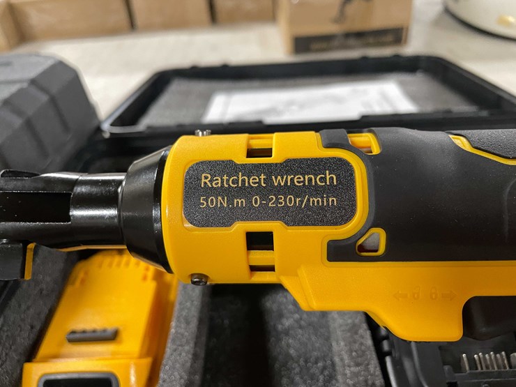 #8703-•-new-ratchet-wrench-(t14)-image-3