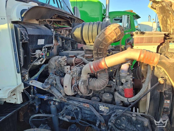 2012-kenworth-t660-image-19