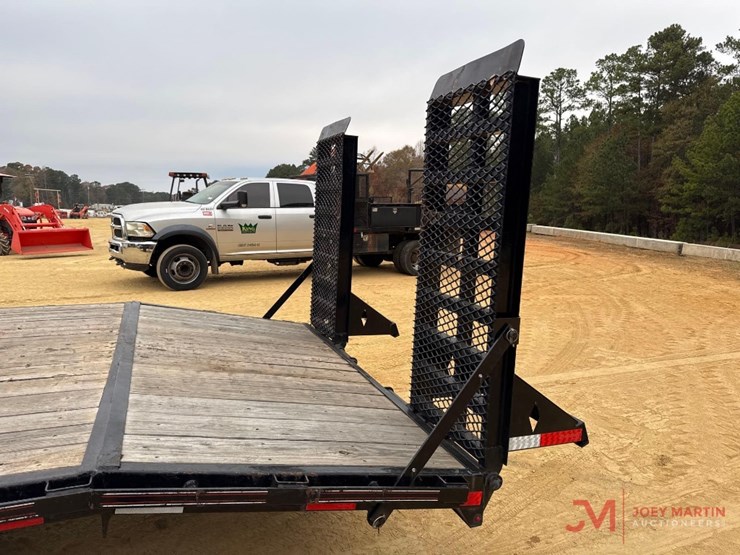 2023-diamond-c-image-11