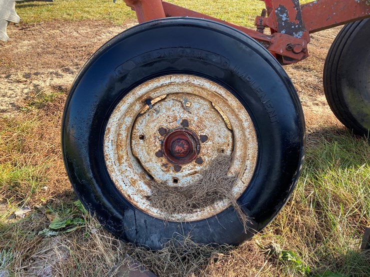 international-720-image-22