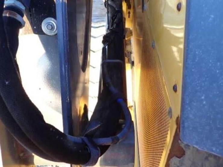 2019-deere-331g-image-58