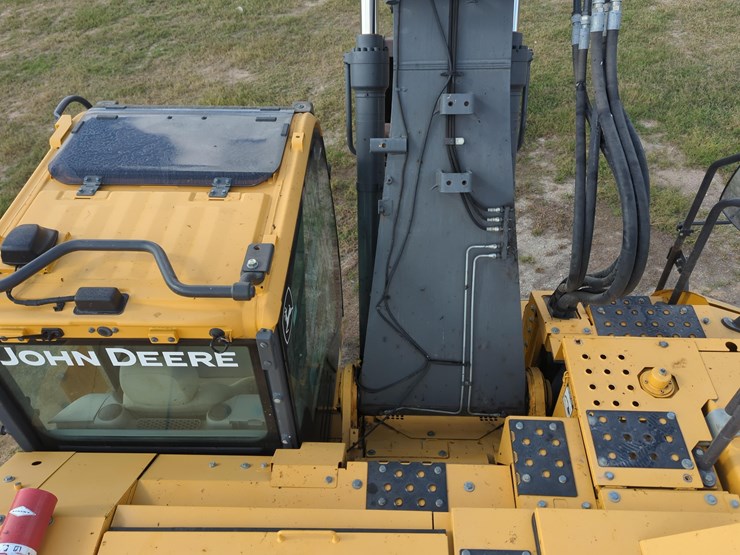 2020-john-deere-2020-image-16