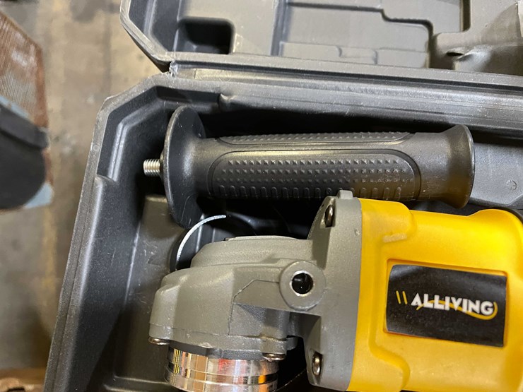 #8672-•-dewalt-style-cut-off-tool-kit-with-batteries-and-case-(pr11)-image-8