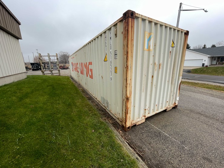 #1402-•-used-40'-shipping-container-(of)-image-8