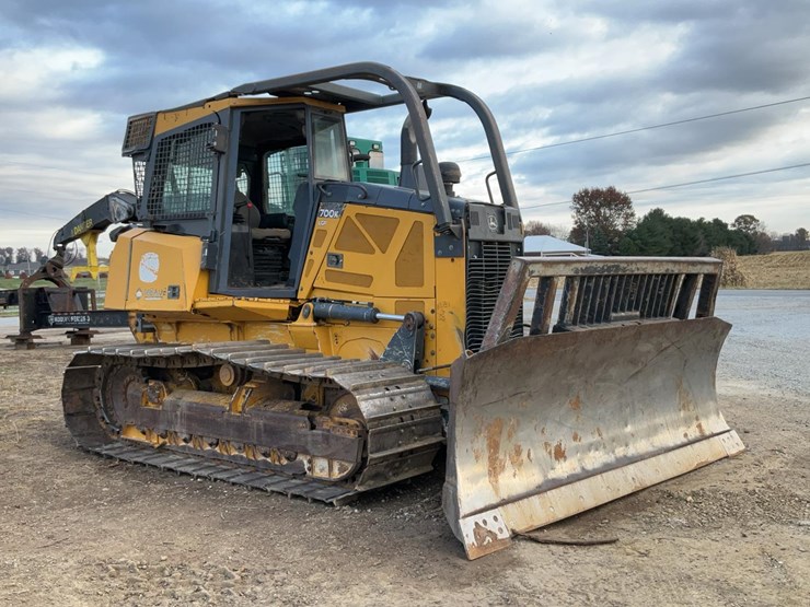 2016-deere-700k-image-7