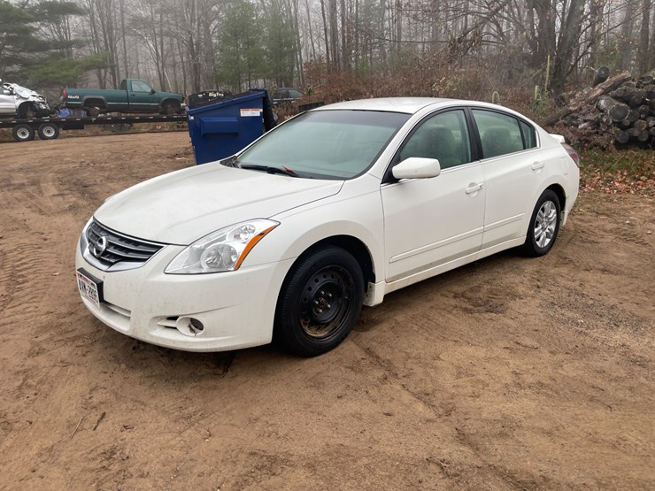 #264-•-2012-nissan-altima-(rhinelander,-wi)(title-in-delay)-image-1