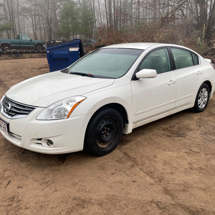 #264 • 2012 Nissan Altima (Rhinelander, WI)(Title in Delay)