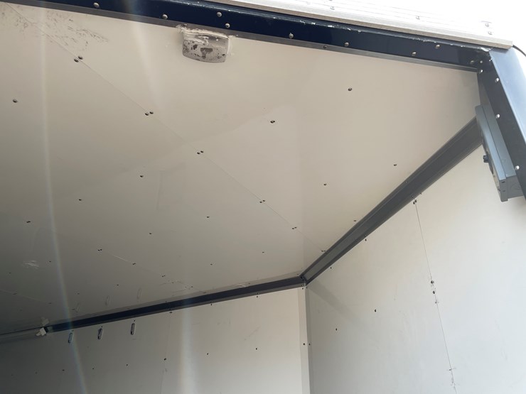 #1397-•-2001-karavan-expedition-trailer-(no-title)-(of)-image-35