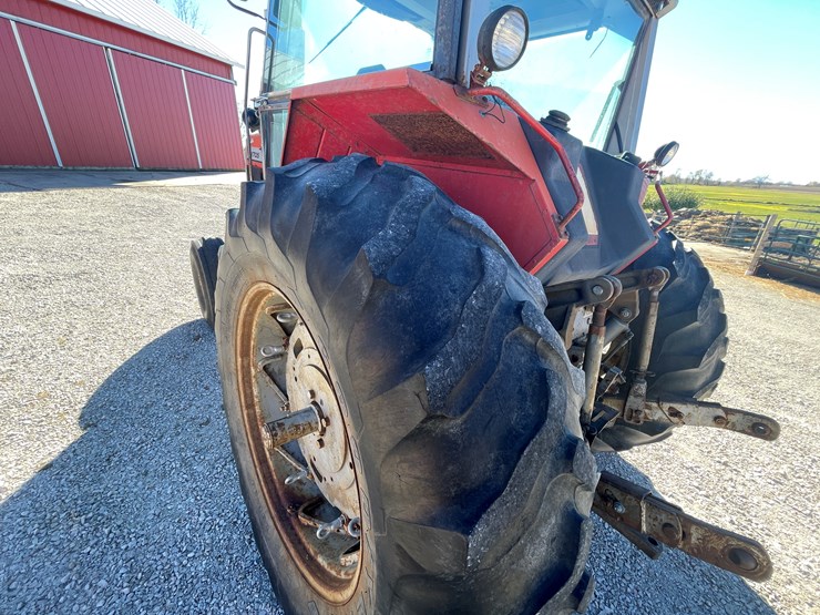 massey-ferguson-2705-image-16