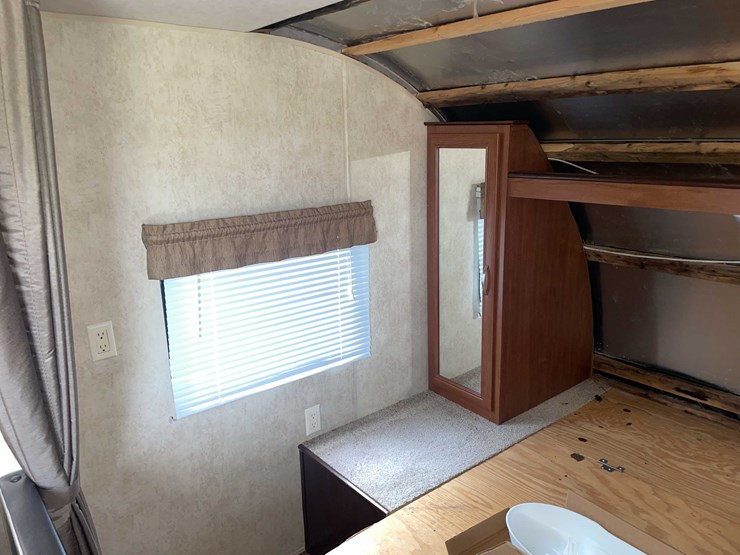 #1404-•-2015-salem-cruise-lite-camper-(no-title)-(of)-image-72