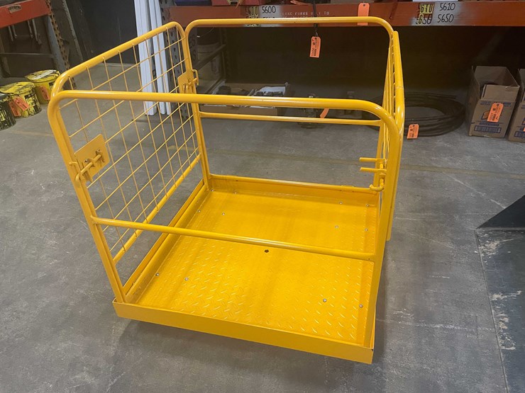 #8667-•-forklift-platform-basket-with-fork-pockets-(pr3)-image-4