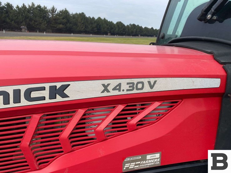 mccormick-x4.30v-tractor-image-19